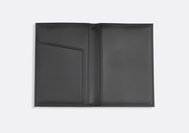 ヴィーガンレザーパスポートケース